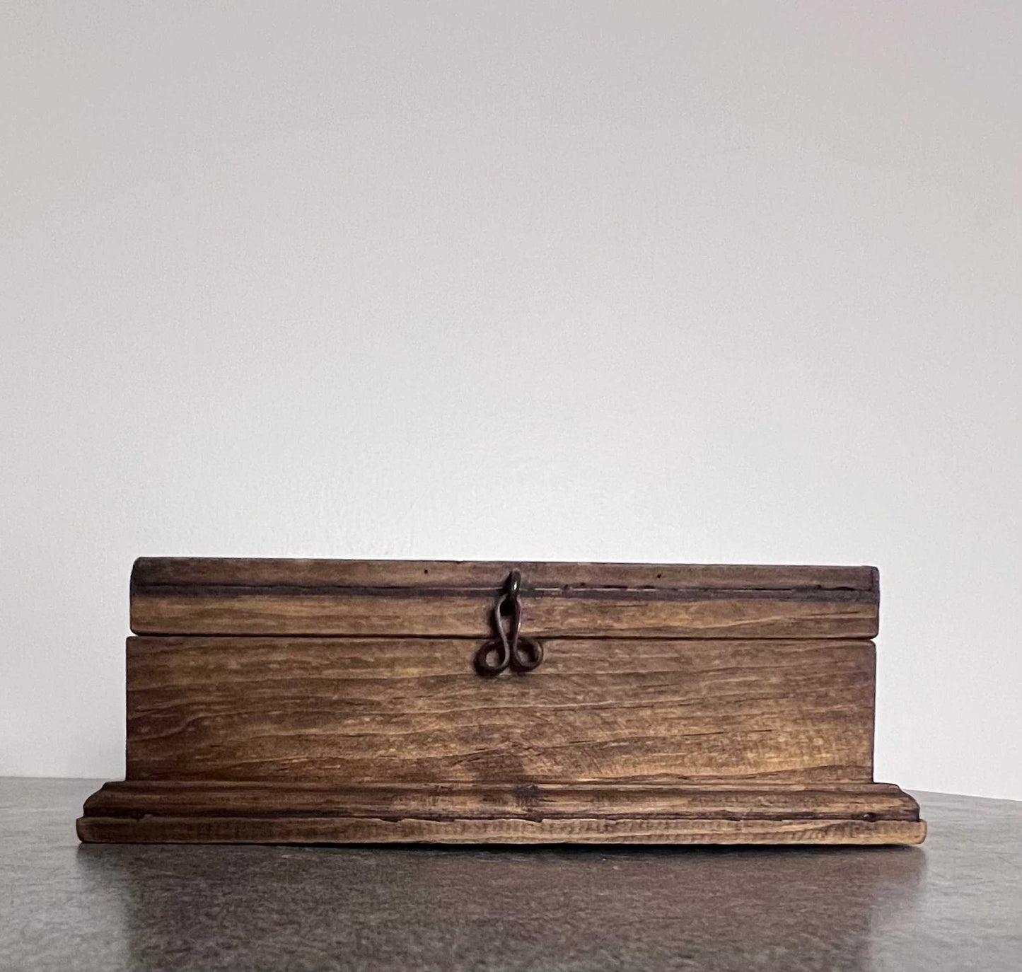 Vintage wooden trinket box with tiled yellow rose top. Adorable treasure chest, unique accessory and well made. The box is 7 1/4 inches long, 4 inches wide and