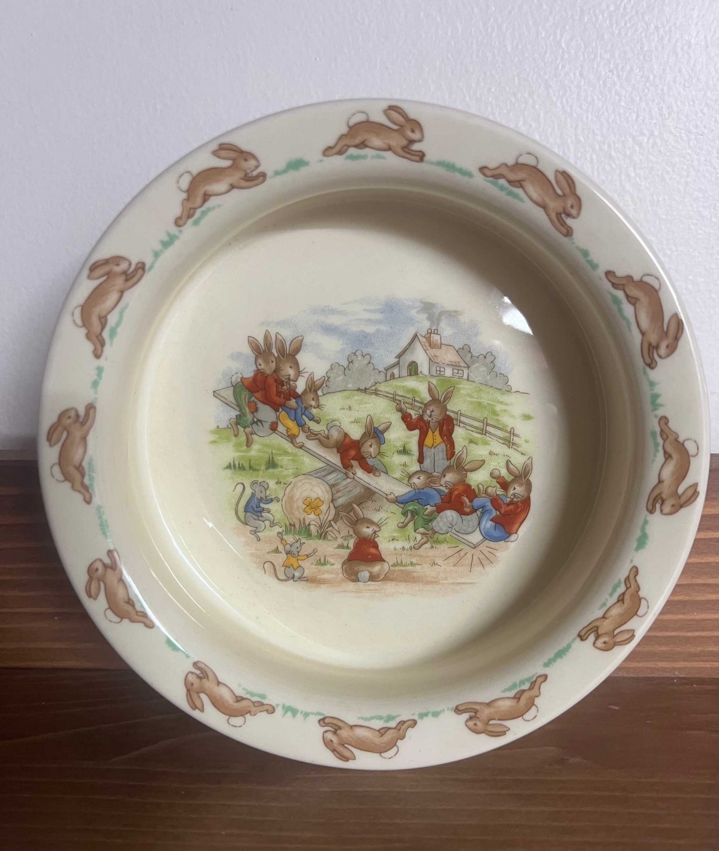 Royal Doulton Bunnykins deep dish bowl. Sturdy, well made, soup, porridge, children’s bowl. Great addition to your Bunnykins collection