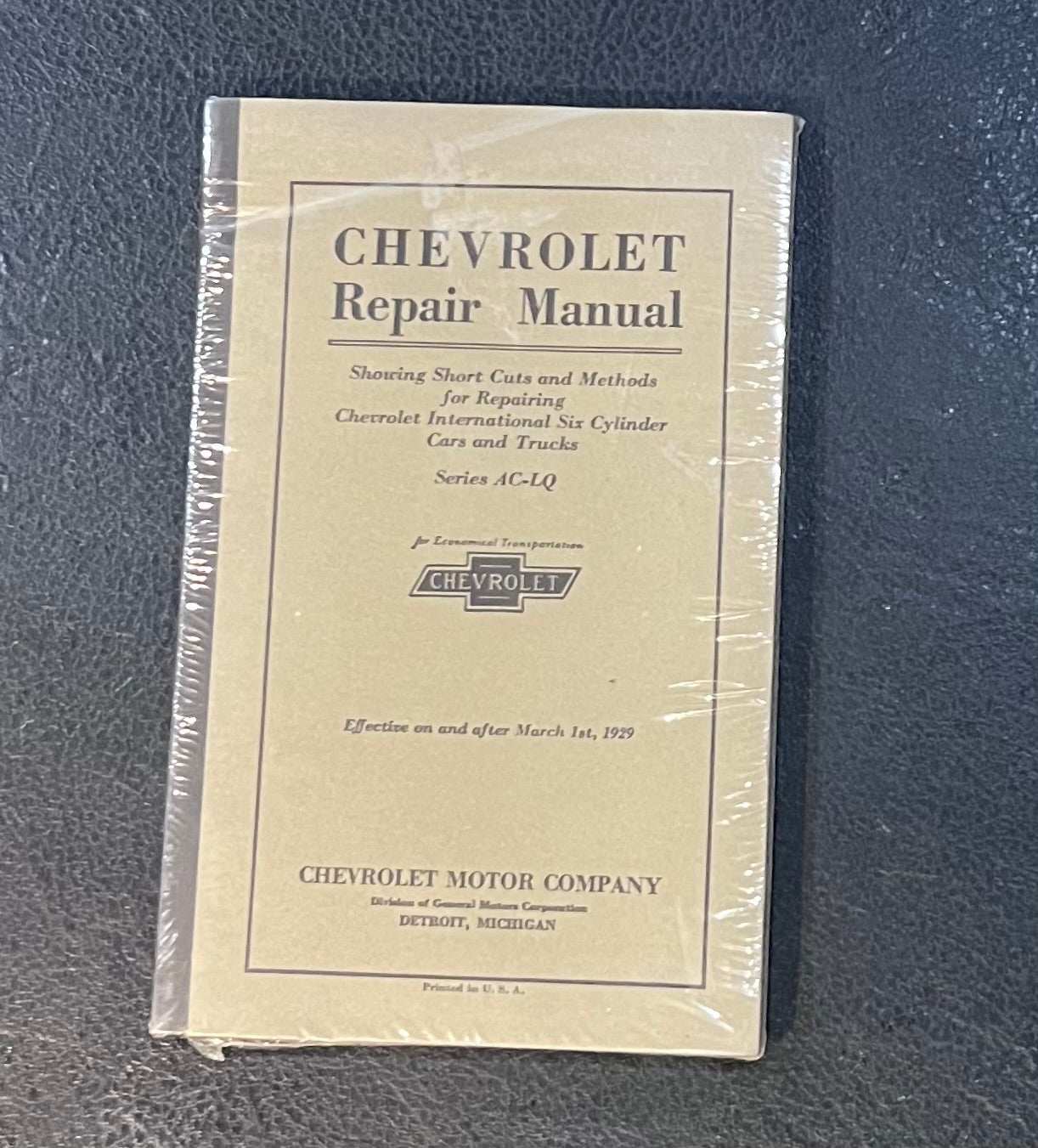 Chevrolet 1932 Repair Manual Series AC and LQ Vintage NOS Restoration EX Condition Relic has been stored away safely for decades and ton of information within the manual