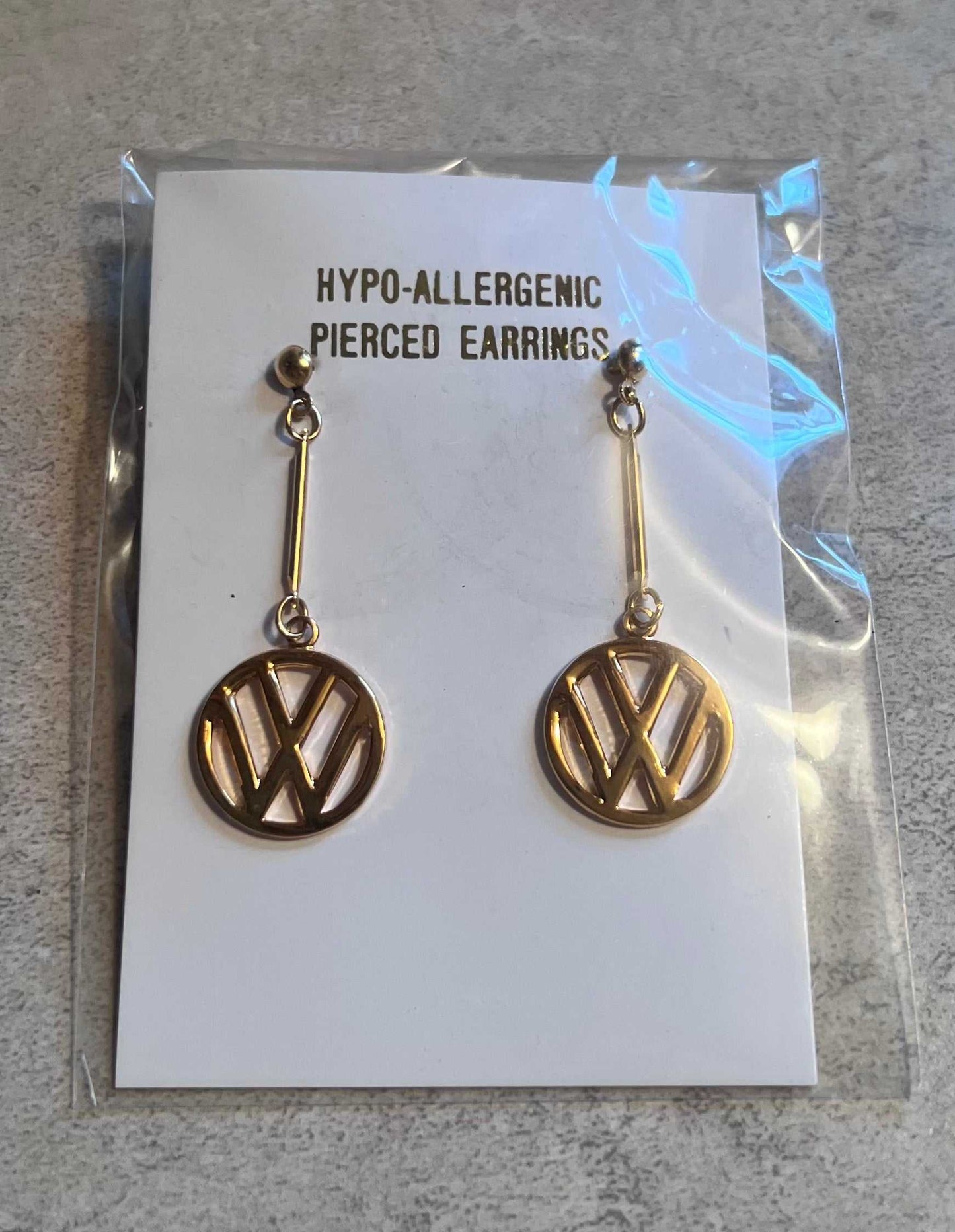 Volkswagen VW Gold Color Earrings Pair Post Hypo Allergenic Accessories EXC Relic has been store safely away for decades and will be a great compliment to your classic