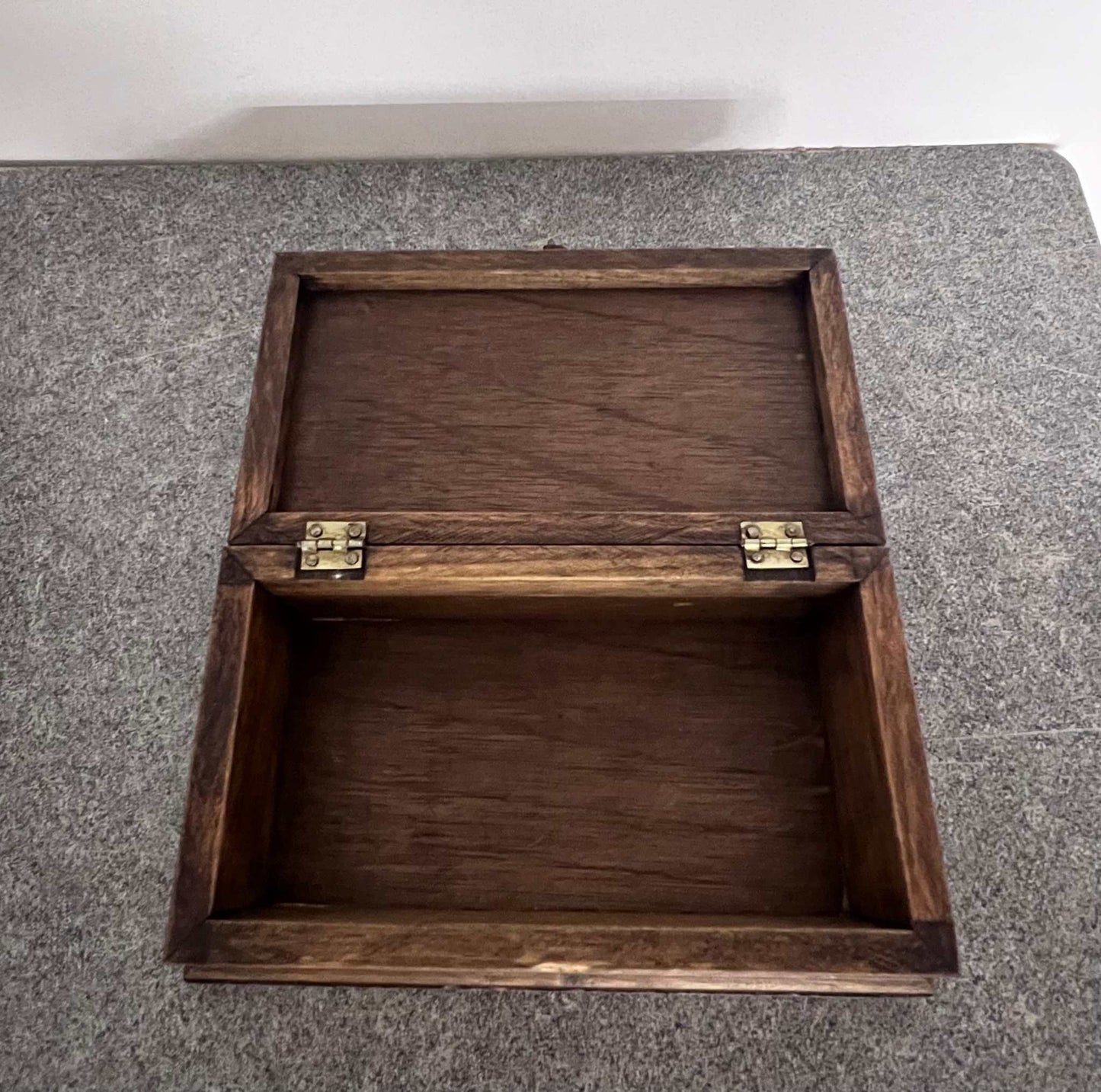 Vintage wooden trinket box with tiled yellow rose top. Adorable treasure chest, unique accessory and well made. The box is 7 1/4 inches long, 4 inches wide and