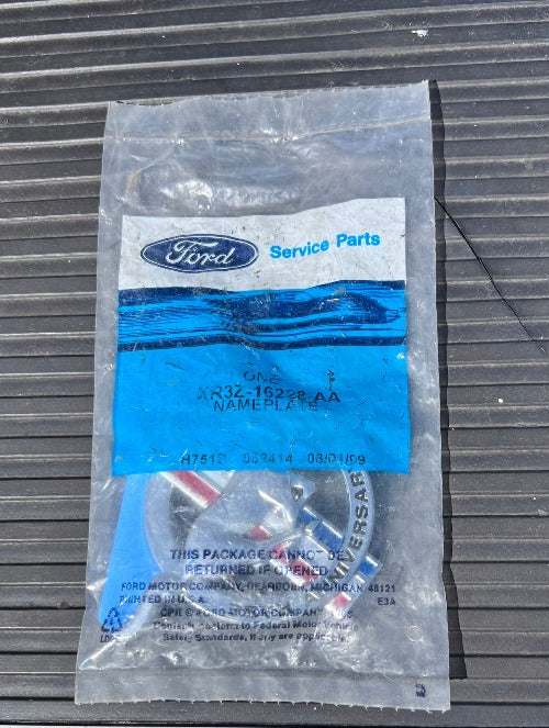 FORD Mustang Emblem