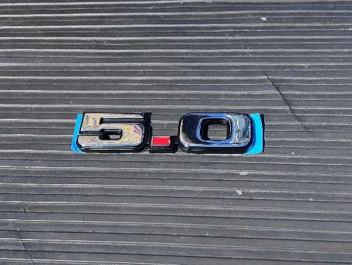FORD MUSTANG Emblem