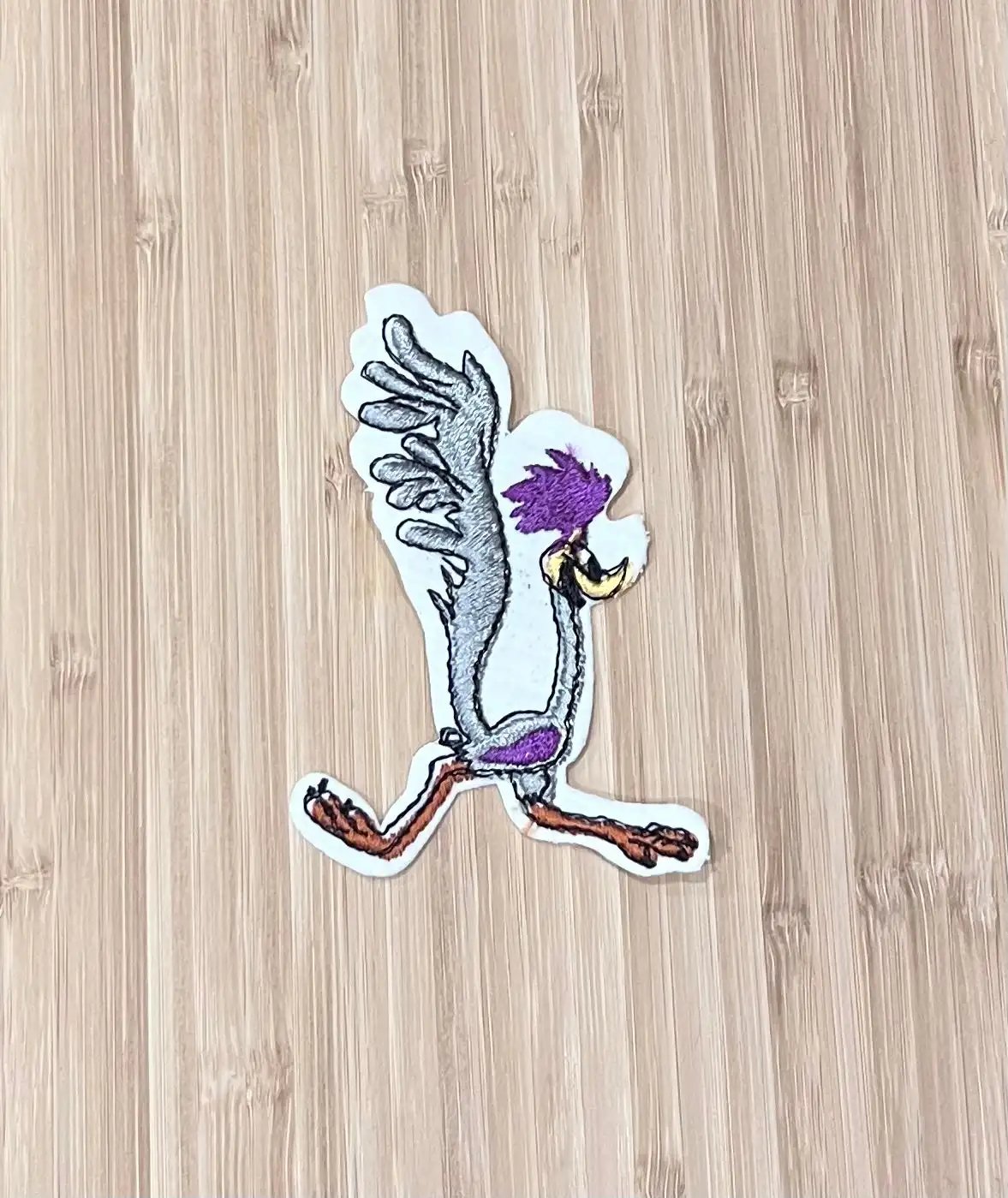 ROAD RUNNER Patch Looney Tunes Characters Vintage Mint Plymouth Mopar. A GREAT item for the ROADRUNNER fanatic in your life. Item measures approximately 5 x 2 inches