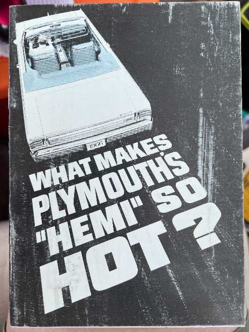 1966 PLYMOUTH HEMI Barracuda Bonneville Brochure NASCAR ENGINES Nos Original