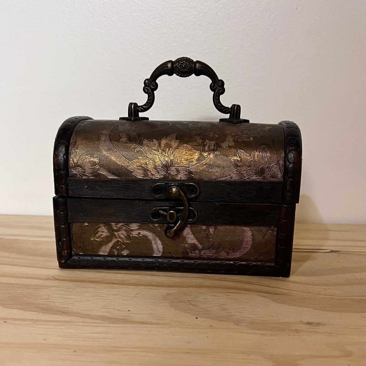 Antique Style Wooden Trunk Chest