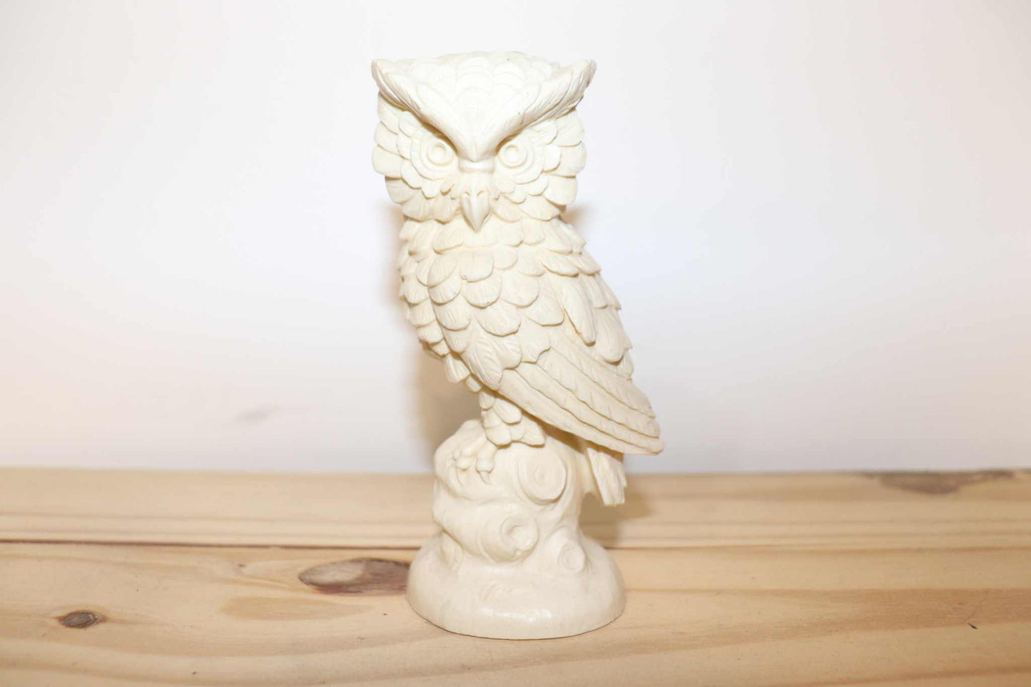 Owl Santini Sculpture 1970s vintage animal collectible. Detailed resin, solid and has some weight to it. A.Santini artist carved on the reverse side