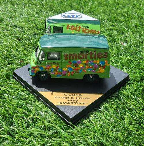 Nestle SMARTIES VAN CV016 MORRIS LD150 1959 "Smarties" SMA 016 Plate Collectible MINT Accessories