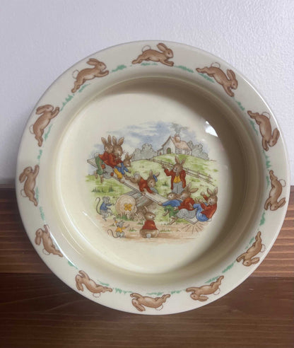Royal Doulton Bunnykins deep dish bowl. Sturdy, well made, soup, porridge, children’s bowl. Great addition to your Bunnykins collection