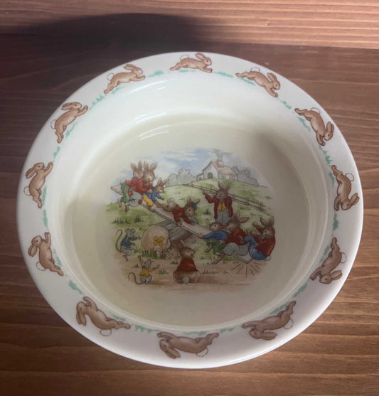 Royal Doulton Bunnykins deep dish bowl. Sturdy, well made, soup, porridge, children’s bowl. Great addition to your Bunnykins collection