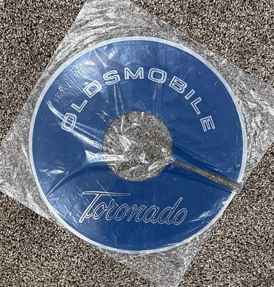 Oldsmobile 1968-71 Toronado Air Cleaner Decal Circle Restoration NOS EXC Relic has been safely stored away for decades and measures approximately 12 inch circle