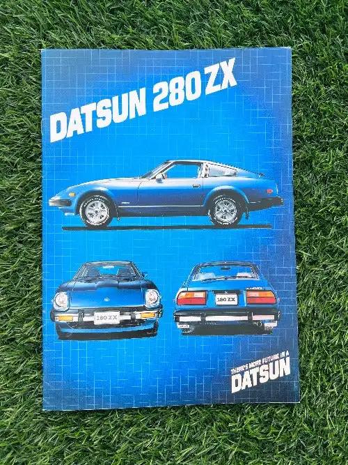 DATSUN 280 ZX SALES BROCHURE ORIGINAL VINTAGE MINT NOS DATSUN 280ZX VINTAGE BROCHURE, MINT NOS CONDITION, LARGE FOLD OUT PAGES WITH COLORFUL GORGEOUS PHOTOS of class