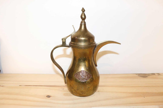 DALLAH Brass Coffee Pot, handmade of Arabic Middle Eastern origin, vintage antique item.  This measures approximately 8 inches high by 6 1/2 inches from spout edge