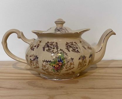 Price Bros Hamilton Tea Pot Made In England, stamped #904 and in great vintage condition  Gorgeous ceramic with gold trim