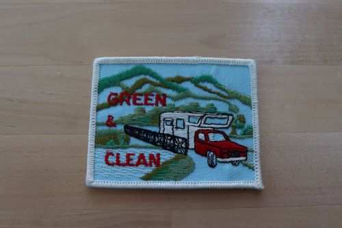 GREEN CLEAN RV Camping Nature Patch Roadtrip Vintage Classic Item EXC