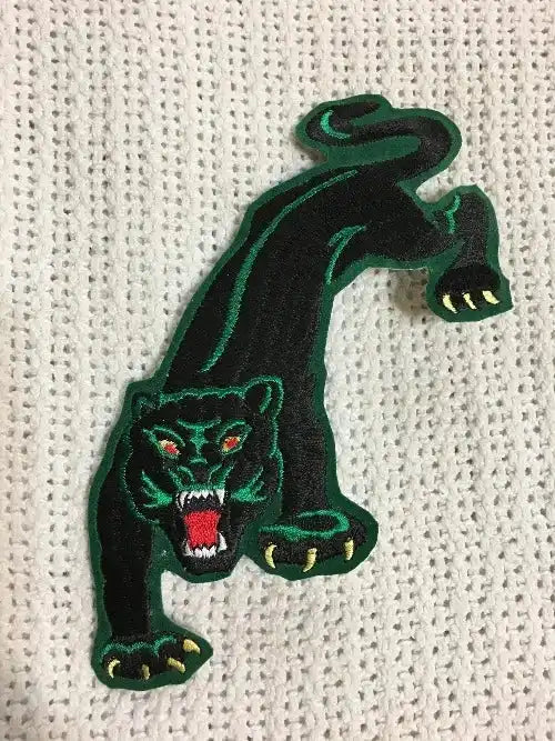 BLACK PANTHER PATCH ANIMALS MINT EXC RETRO ITEM great design and retro style.  The item measures approximately 6.5 inches x 3 inches.  Sew on application. you choose