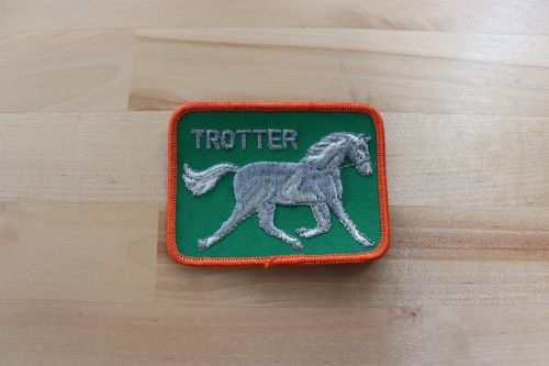 TROTTER Grey Horse PATCH Animals Mint Exc Item measures 3.5 x 2.5 inches and is in great vintage condition. Perfect for the horse and animal lovers out there!